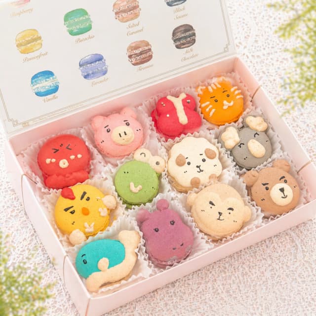 12-Piece Animal Macaron Gift Box