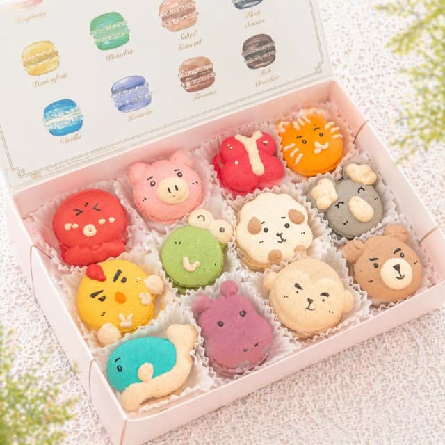 12-Piece Animal Macaron Gift Box