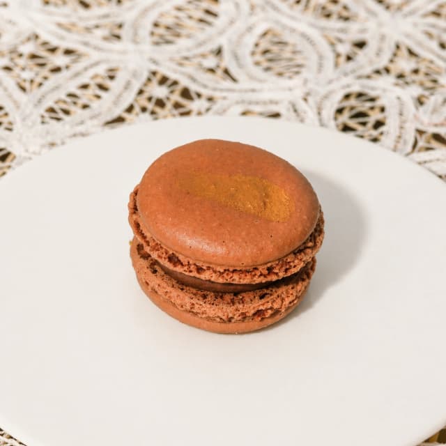 Chocolate Macaron